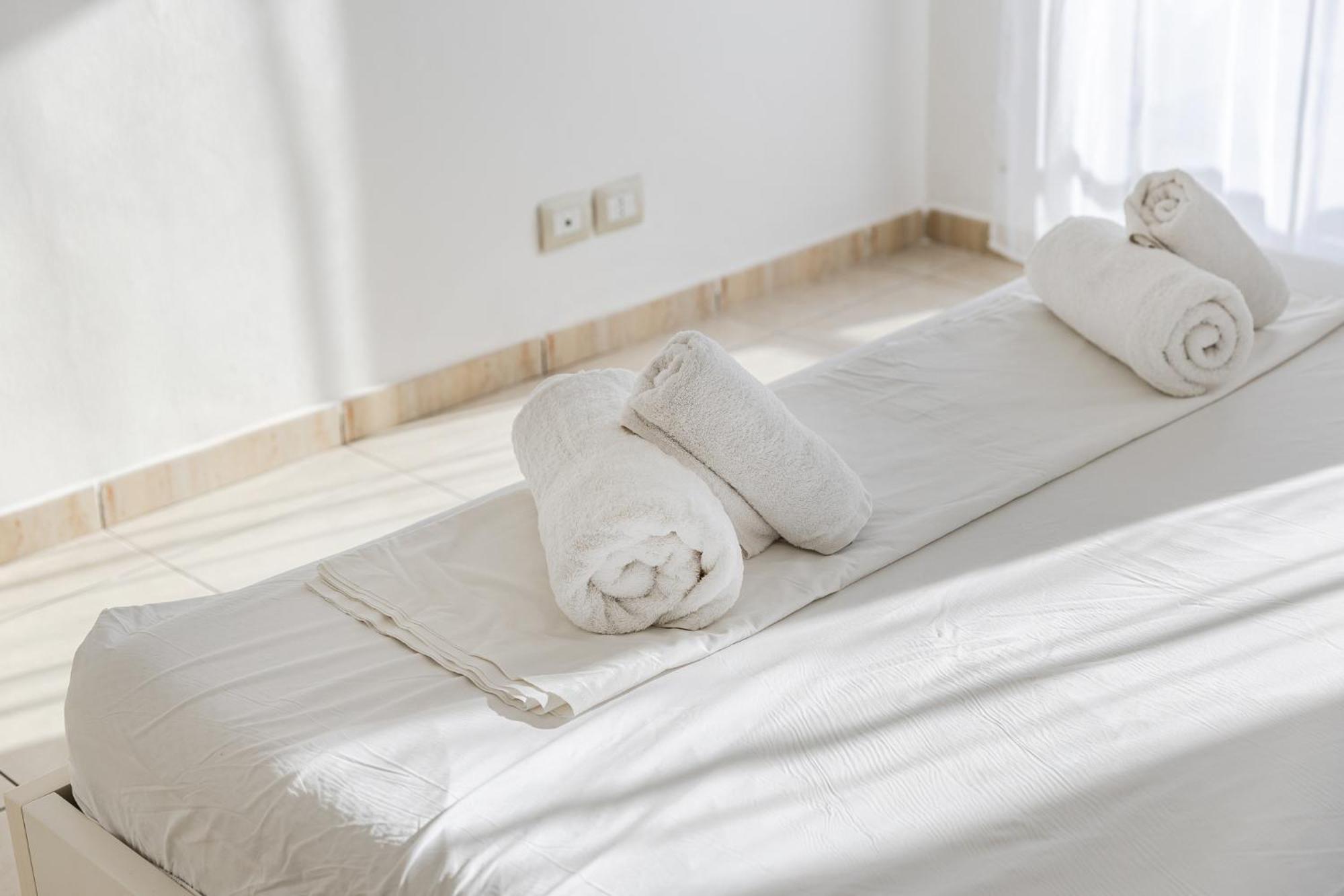 The Beachfront Apartment Драч Екстериор снимка