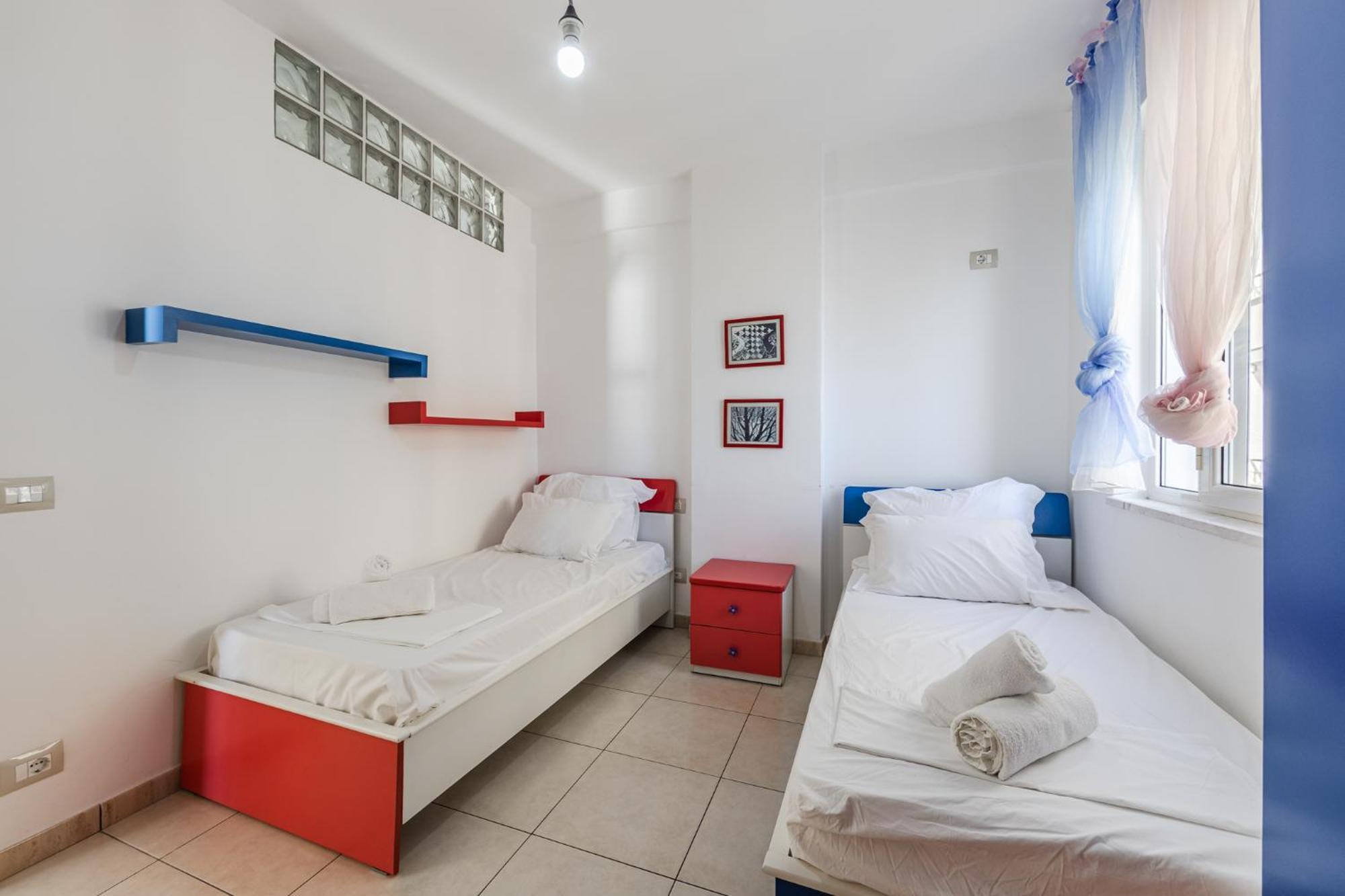 The Beachfront Apartment Драч Екстериор снимка