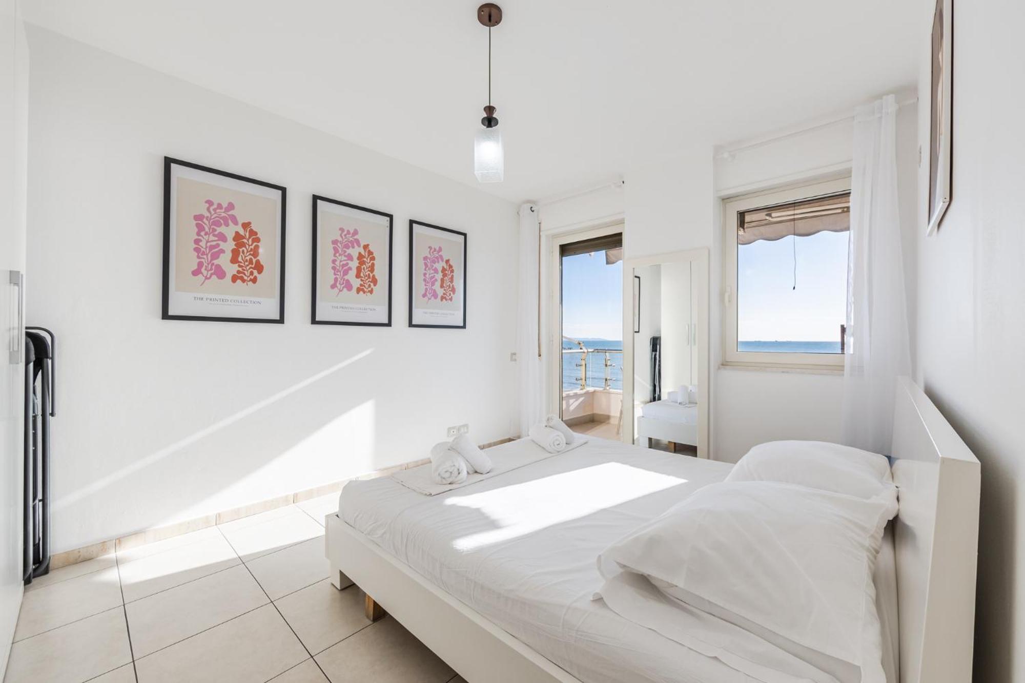 The Beachfront Apartment Драч Екстериор снимка